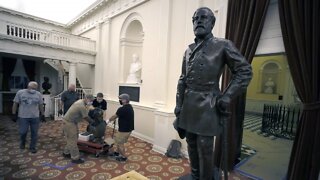 Virginia State Capitol Removes Confederate Monuments