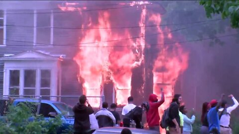 Milwaukee protesters call for release of activist