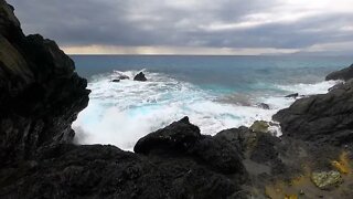 Heavy Waves Crashing Against the Rocks - Soothing Sounds of Nature - 3 hours - Calming Sounds