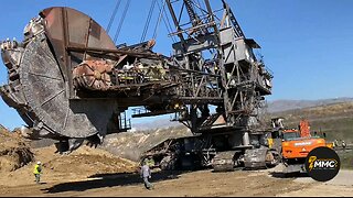 Moving A MEGA Bucket-Wheel Excavator | 8000 Tons Wonder