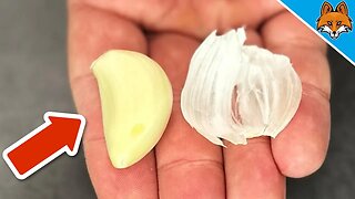 You have NEVER peeled Garlic THAT EASY💥(Amazing Trick)🤯