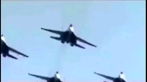 RUSSIAN AIRFORCE PAINTING AN ANGEL INTO THE SKY ⚔️🇷🇺 HERQZ IN THE SKY ⚔️🇷🇺 Russian Air Force