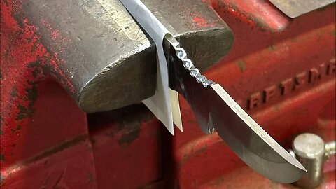 Pops Class: Functional Jimping in the thumb groove #knife #diy #education #father #montana