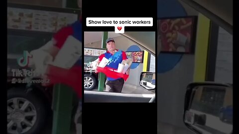 Sonic Employees Fall While Skating!