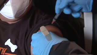 Black doctors, community leaders working to build trust in COVID-19 vaccine