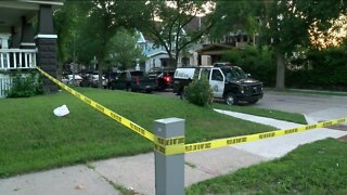 Milwaukee Police respond to early-morning fatal shooting
