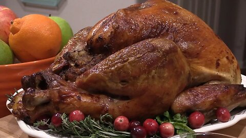 How To Bake Oven Roasted Turkey with Stuffing | Lobel's All Natural Turkey