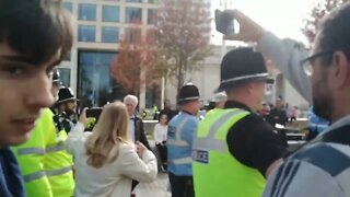 Jacob Rees Mogg Being Heckled 2 Tory Party Conference