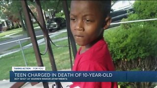 Teen charged in death of 10-year-old in Warren