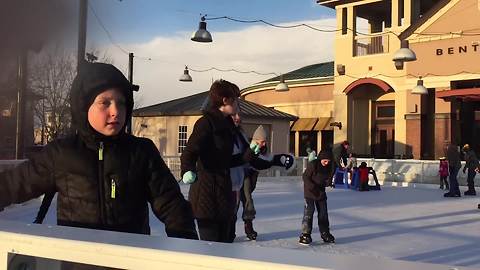 Kids Ice Skate For The First Time