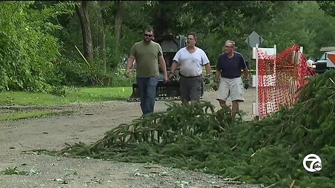 Metro Detroit communities cleaning up after tornadoes touch down