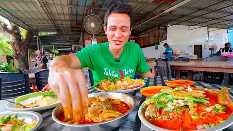 Fish Head Curry Heaven!! 🐠 MALAYSIAN FOOD + Durian Season in Penang, Malaysia!!