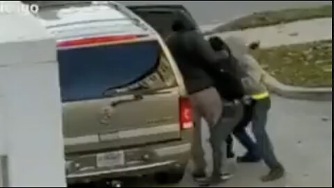 INSANE Video of an Attempted Kidnapping in Chicago