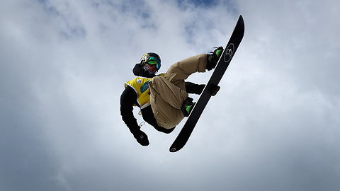 Team USA Snowboarders: 30 Tricks in 30 Seconds