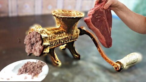 Restoring a Rusty Meat Grinder – The Complete Guide (And Fun!)