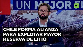 El Gobierno de Chile crea una asociación público-privada para explotar la mayor reserva de litio