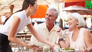 8 Senior Restaurant Discounts