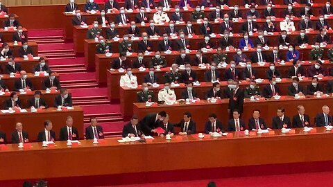 Chinese Leader Xi Has His Predecessor Hu Jintao Removed from CCP Summit on Live TV