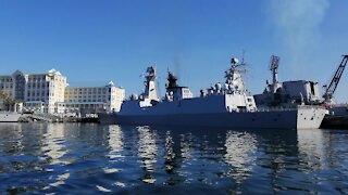 SOUTH AFRICA - Cape Town - Chinese Russian and SA Navy Vessels Leaving (Video) (tPF)
