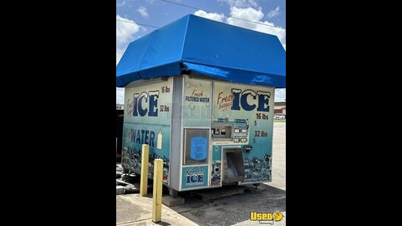 Kooler Ice Bagged Ice and Filtered Water Vending Machine For Sale in Texas