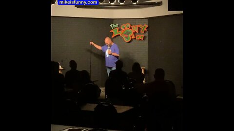 Support Live Comedy!