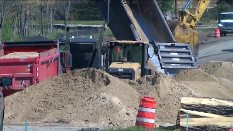 Construction begins on Calhoun Road in Brookfield, drivers asked to obey road closed signs