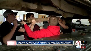 Mecum car auction helps future auto mechanics