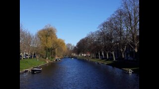 Small Dutch Town, Leiden