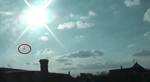 Russian Su-25 fighter plane flying over Kherson