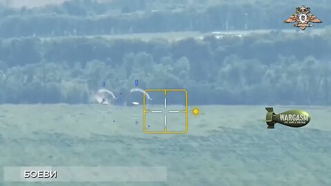 Ukrainian BMP gets stuck, becomes sitting duck