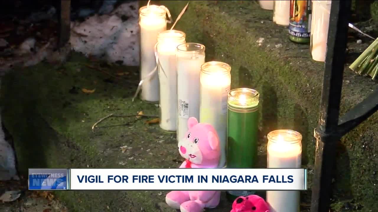 Vigil for victim of Niagara Falls fire