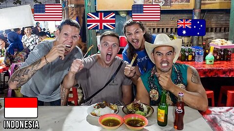 CRAZY Indonesian STREET FOOD Tour with @LaurenceBenson + @Hoointheworld