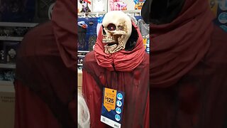 LOWES Hooded Greeter Animatronic demo for Halloween! #shorts #halloween