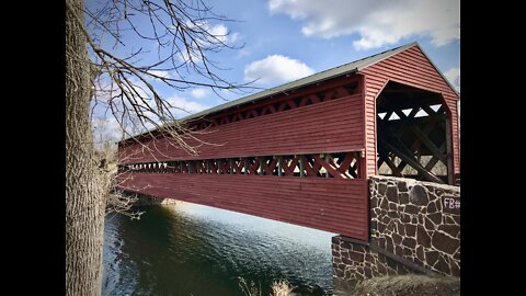 Haunting bridges: Landmarks, Legends and Lore