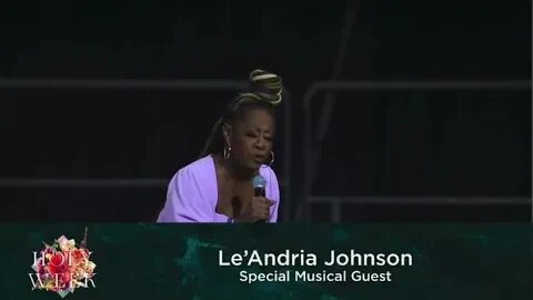 Le'Andria Johnson😭 "Because He Lives" on Easter 2023