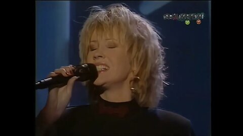 Agnetha (ABBA) : I Stand Alone (HQ) Subtitles - Album Version 1987