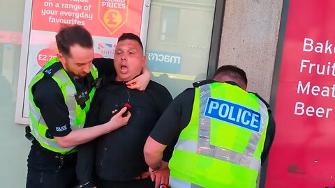 Police Pepper Spray Crackhead | Scottish Junkie