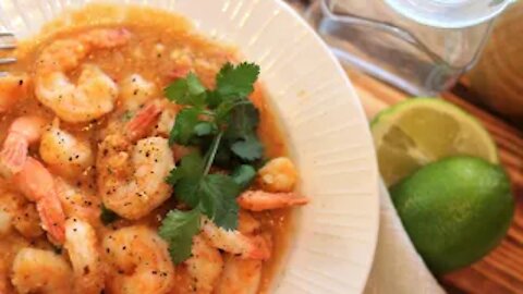 How to make buttery kimchi shrimp