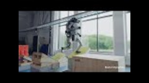 Cool robot does parkour