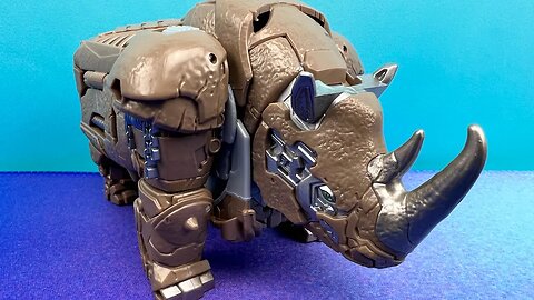 RHINOX, VOYAGER RISE OF THE BEASTS 2023 MOVIE COLLECTIBLE TRANSFORMERS REVIEW