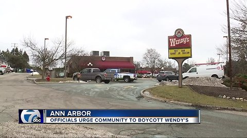 Ann Arbor City Council urges boycott of Wendy’s hamburgers over Fair Food Program