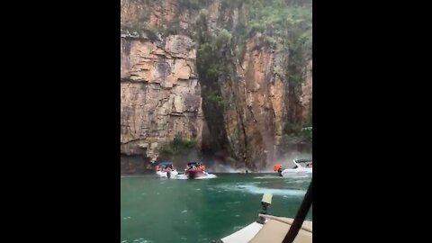 Terrifying: Canyon Collapses Onto Boats in Brazil