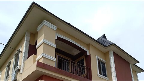 TO LET: Newly Renovated Spacious 3 Bedroom Flat In A Secured Estate Behind Ikorodu General Hospital.
