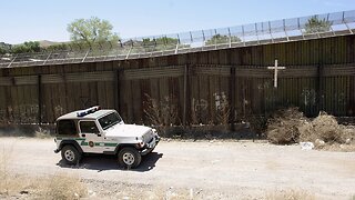 Pentagon Approves 20 More Miles Of Barrier Along Southern Border