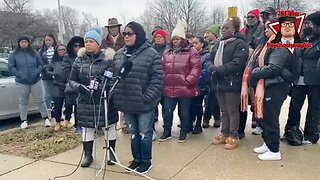 Black Chicagoans: Migrants Should Be With 'Their People' Instead of Our Neighborhood
