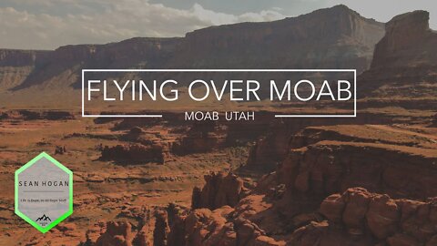 Moab, Flying Over, Utah -- 4K Relaxation