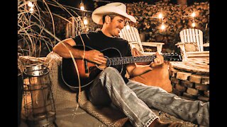 Stacey Marie spotlights Country Music Artist, Clayton Smalley's new EP "Dirt Road Therapy.