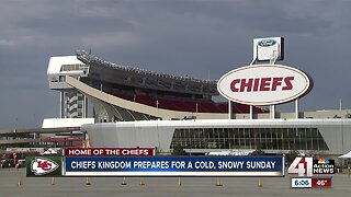 Crews strategize how to best tackle Chiefs game day snow