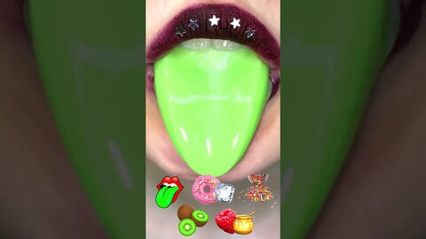 Emoji Challenge/desafio comendo #asmreating #asmr #eatingsounds #satisfying #candy makan sesuai