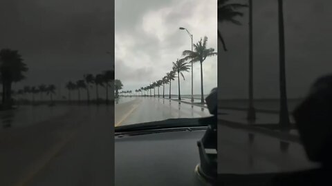 🔴 Greetings from #KeyWest / Saludos desde #LosCayos ⚡️ #HurricaneIan ⛈️ #shorts #youtubeshorts